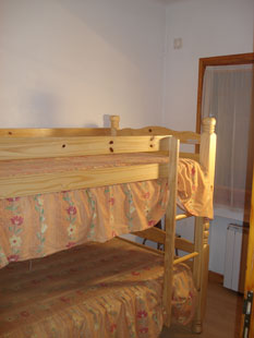 C10 bunk beds